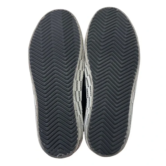 Golden Goose Superstar Studded Sneaker Size 35 NEW - Picture 7 of 11